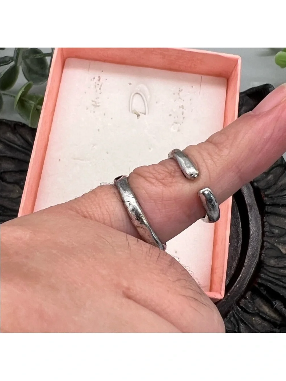 N/A stylish silver
